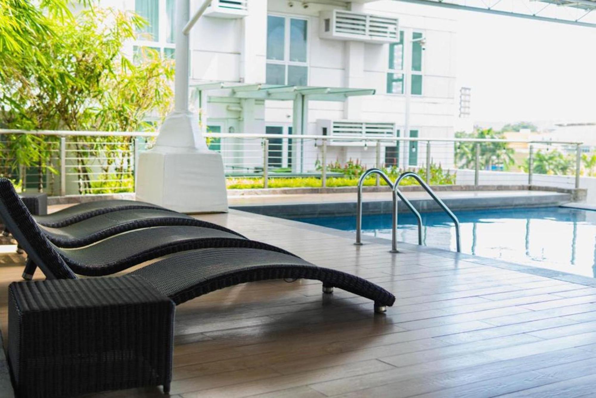 Abreeza Studio Suite 2321 - Pool, Wifi, City View, Washer, Ac, Netflix, Mall Davao City Exteriér fotografie